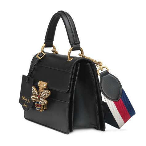 queen margaret shoulder bag